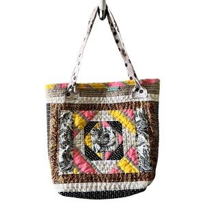 Handmade quilt bag - shoulder bag, bird fabric with pocket